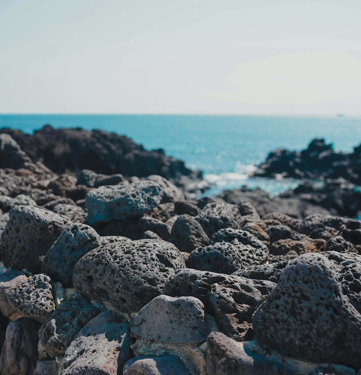 Basalt-near-the-ocean-in-jeju-island-in-korea